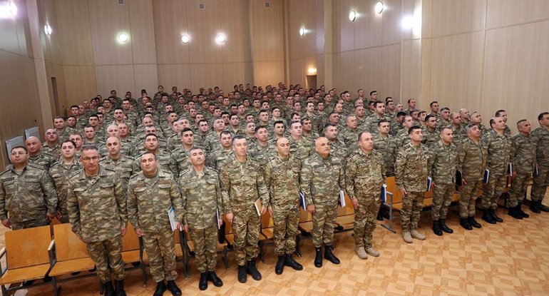 Hərbi hissələrdə birinci rübün nəticələrinə dair yekun iclas keçirilib - FOTO