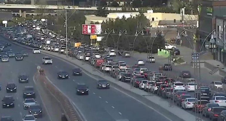 8 küçə və prospektdə tıxac var