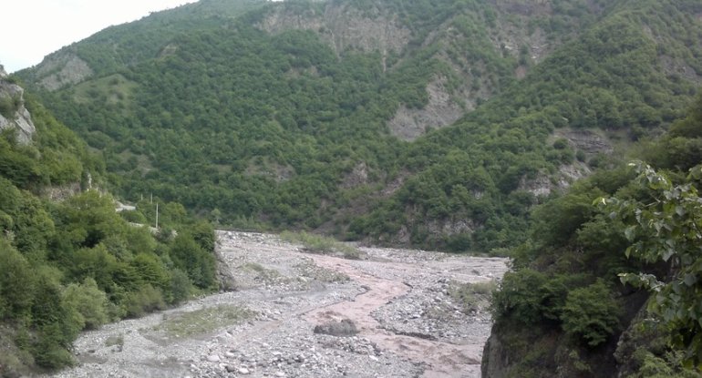 Balakənçaydan sel keçib - FAKTİKİ HAVA