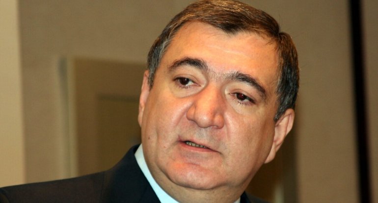 Mərkəzi Bank mərhum nazirin şirkətindən milyonluq məhsul alır