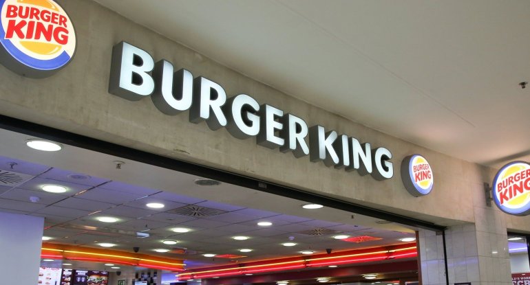 “Park Bulvar” “Burger King”i məhkəməyə verdi