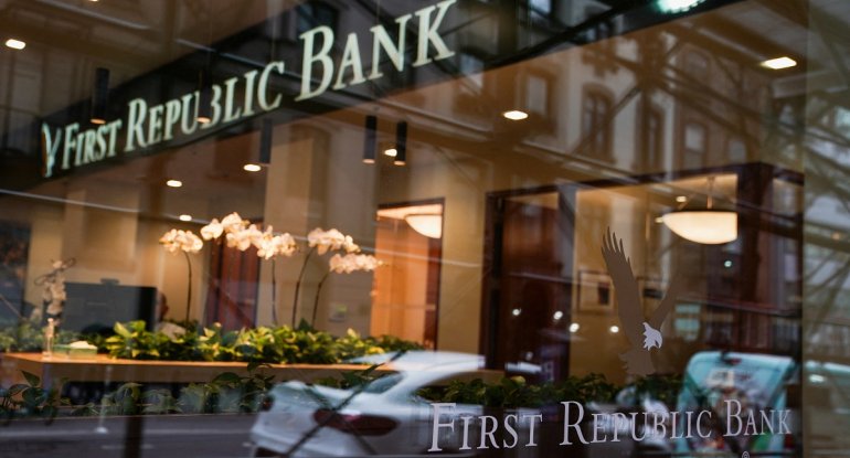 Müflis olan bank maliyyə holdinqinə satıldı