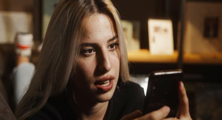 Telefonlarda şarj problemi nədən qaynaqlanır?