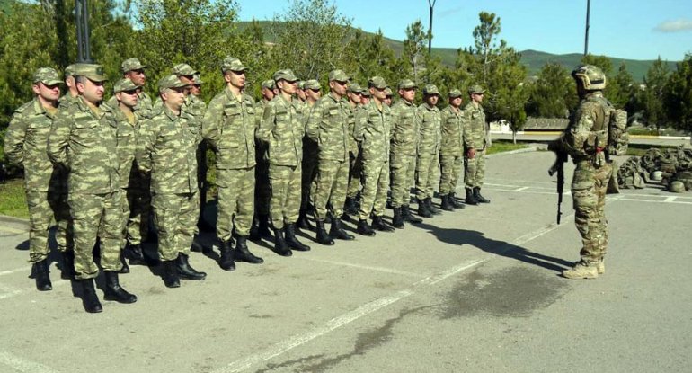 Hərbi vəzifəlilərin növbəti təlim toplanışı keçirilir - FOTO