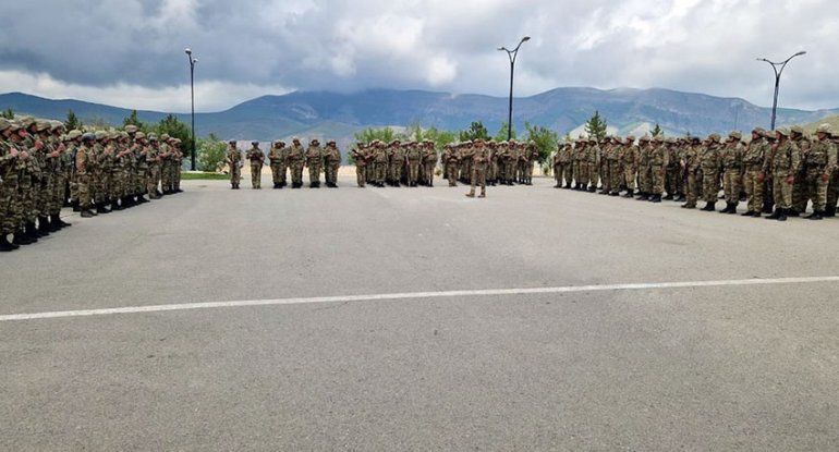 Azərbaycan MN: 