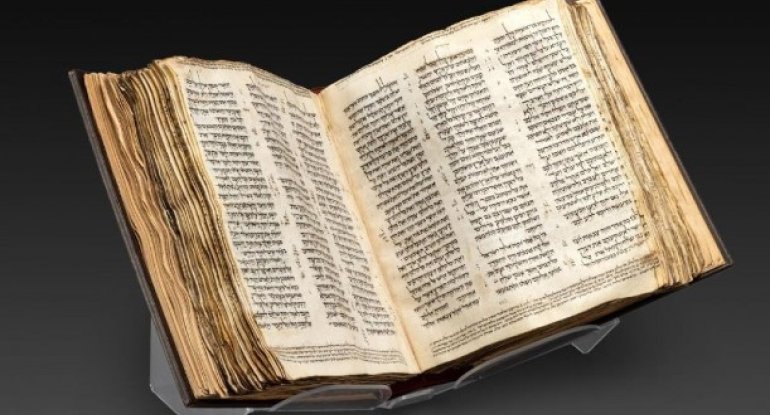 Dünyanın ən qədim İvrit İncili 38,1 milyon dollara satıldı