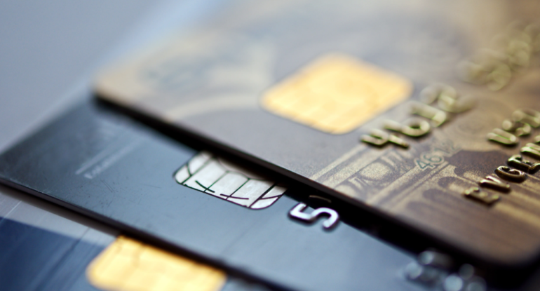 “Günay Bank”ın maaş kartlarındakı pulların taleyi necə olacaq?