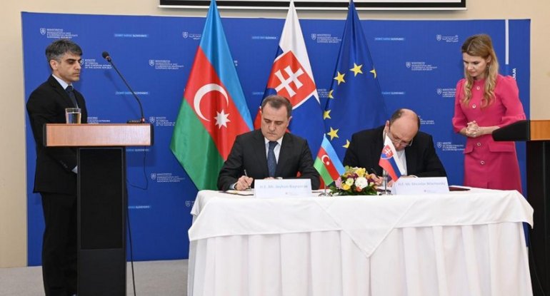 Azərbaycan və Slovakiya ikiqat vergitutmanın aradan qaldırılması haqqında saziş imzalayıblar