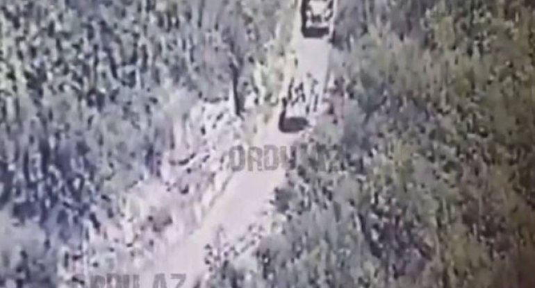 Sülhməramlılar ermənilərin qanunsuz daşımalarını müşayiət edirxa0- VİDEO