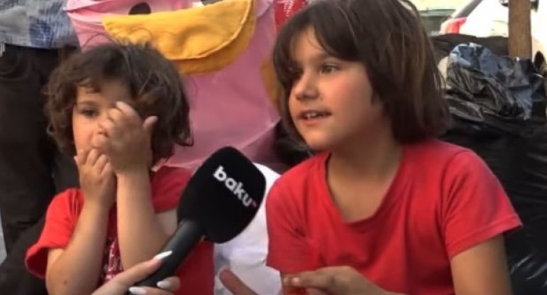 Atası ilə birlikdə zibil yığan qızcığaz: “100 manatımız olsaydı, işə getməzdik” - VİDEO