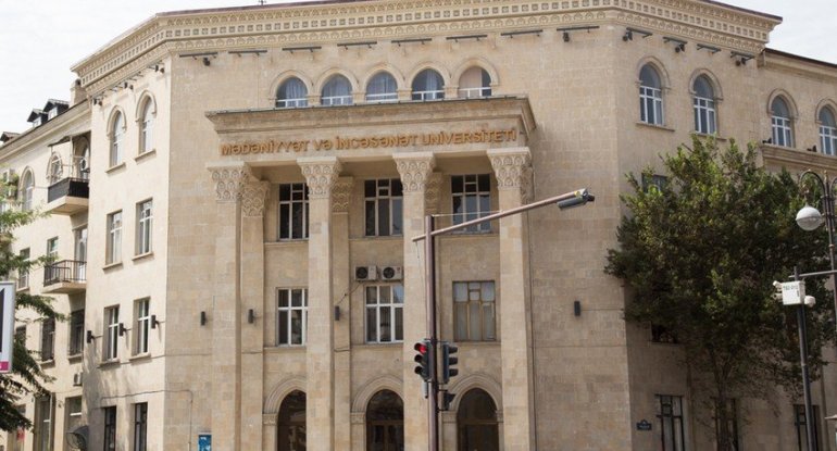 Universitet 2 aylıq şirkəti tenderin qalibi etdi