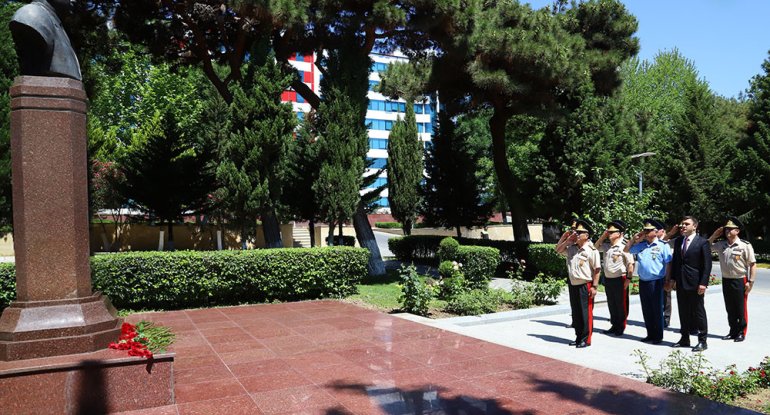 Zakir Həsənov hərbi hospitalı ziyarət edib - FOTO/VİDEO