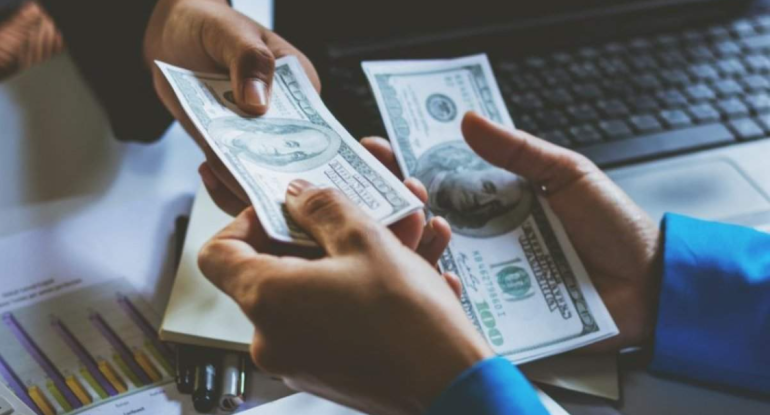 Banklar kreditlərdə yeni fırıldaqçılığa əl atır - EKSPERTDƏN İDDİA