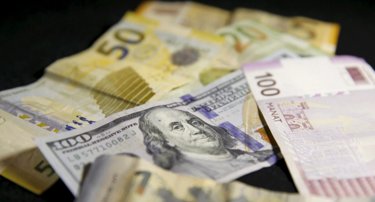 Manat bu valyutalara qarşı yenidən bahalaşdı