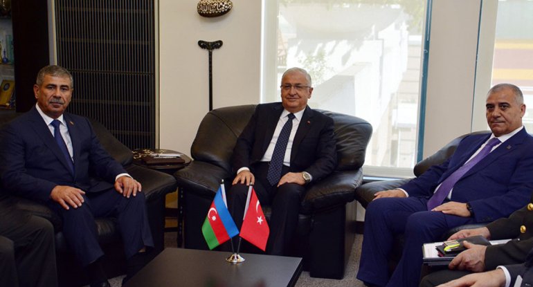 Zakir Həsənov türkiyəli həmkarı ilə görüşüb