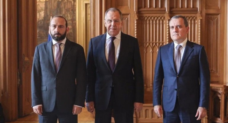 Moskva görüşü: ermənilərə vurulan sarsıdıcı zərbə və ya şok effekti