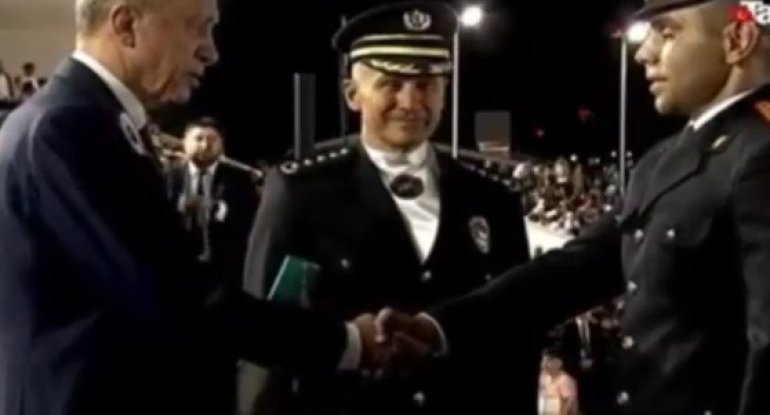 Ərdoğanla azərbaycanlı polis arasında maraqlı dialoq - FOTO/VİDEO