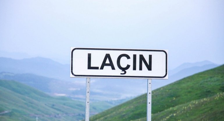 Daha bir neçə ailə Laçına yola salınıb