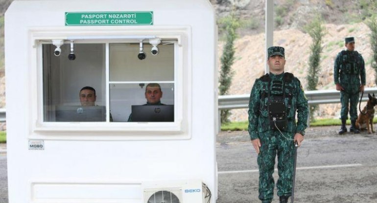 Separatçılar Laçın postuna hücuma hazırlaşır: avtobuslarla gələcəklər - FOT ...