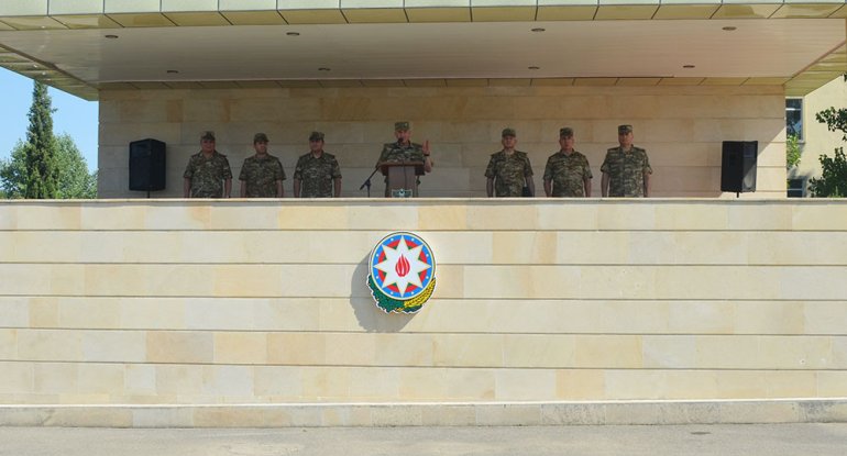 Baş Qərargah rəisi döyüş hazırlığını yoxladı - FOTO