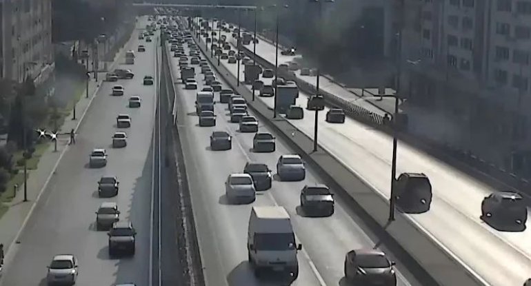 Tıxac olan yollar - SİYAHI