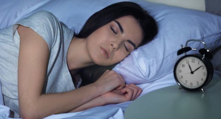 Axşam 23:00-da yatmayan insanın hormonal balansı məhv olur