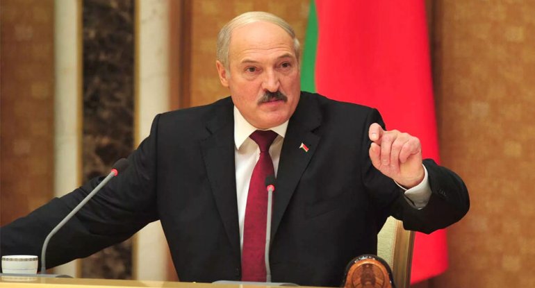 Lukaşenkodan etiraf: Qoşunlar Belarusdan Ukraynaya girdilər