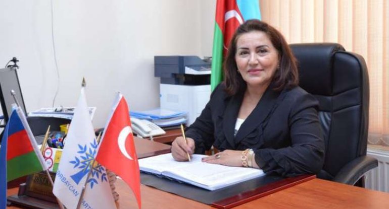 Valideynlər məktəbli formalarını istədikləri satış məntəqələrindən ala və ya tikdirə bilərlər