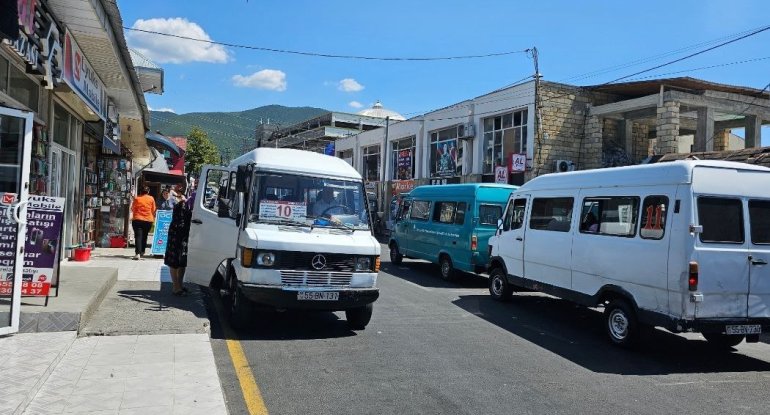 Turistik bölgələrimizdə nəqliyyat problemi: boyun uzundursa, minmə! – RƏSMİ AÇIQLAMA