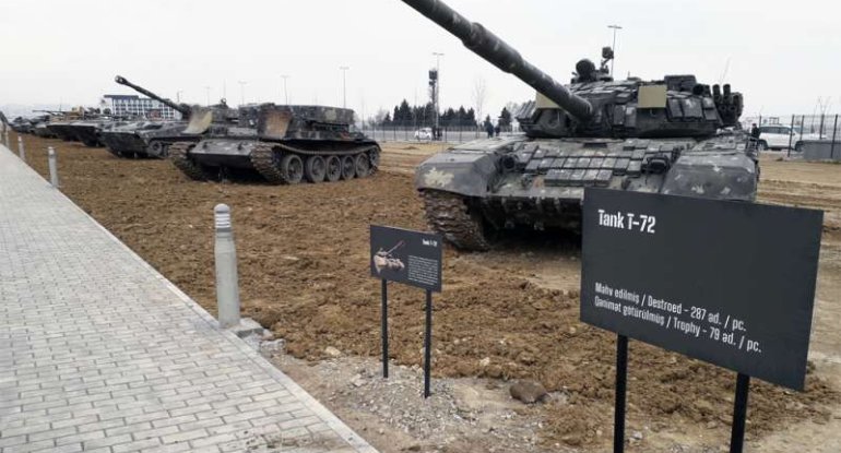 İran hərbi nümayəndə heyəti Bakıda Hərbi Qənimətlər Parkını ziyarət edib