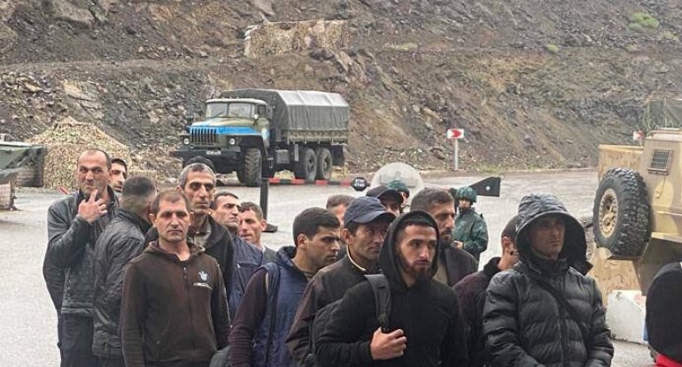 Hərbi xidmətə cəlb olunan separatçılar Qarabağı tərk edirlər
