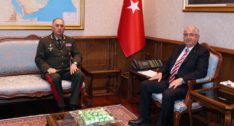 Kərim Vəliyev Türkiyənin müdafiə naziri ilə regional təhlükəsizlik məsələlərini müzakirə edib - YENİLƏNİB