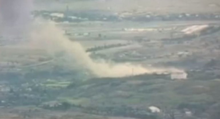 Xankəndi-Xocalı yolunda Ermənistan ordusunun yanacaq-sürtgü materialları anbarı məhv edildi - VİDEO