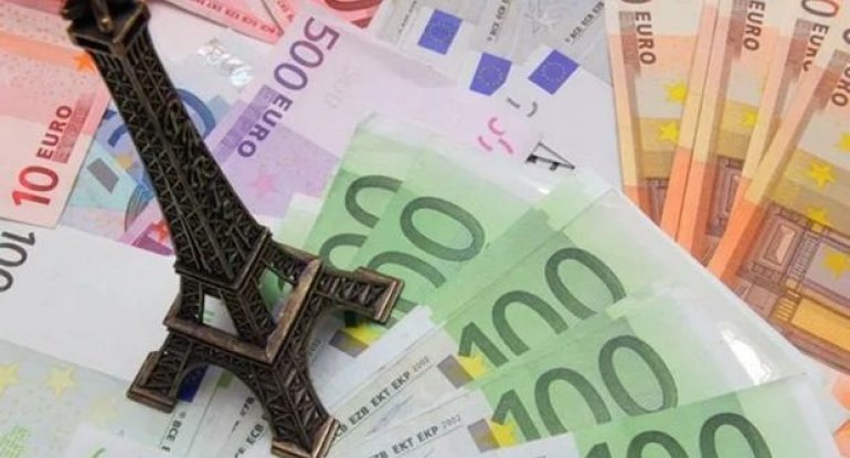 Fransada iqtisadi rifahın artım tempi iki dəfə azalıb