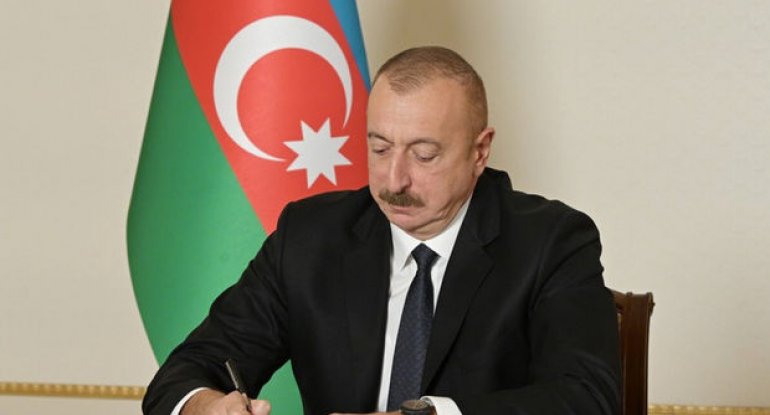 Prezident Azərbaycanla Özbəkistan arasında imzalanan sənədi təsdiqləyib