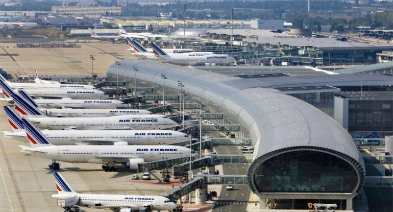 Fransanın böyük aeroportları boşaldıldı