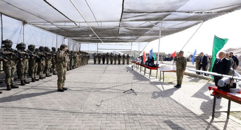 Azərbaycan-Türkiyə birgə taktiki təlimində iştirak edən bir qrup hərbi qulluqçu mükafatlandırılıb