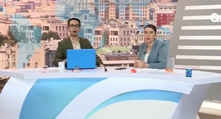 Bakıdakı zəlzələ anı televiziyanın canlı efirində - VİDEO