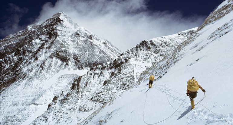 Bu dağda alpinist ölümləri rekord həddə çatdı