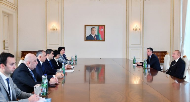 Prezident Gürcüstan parlamenti sədrini qəbul edib - FOTO