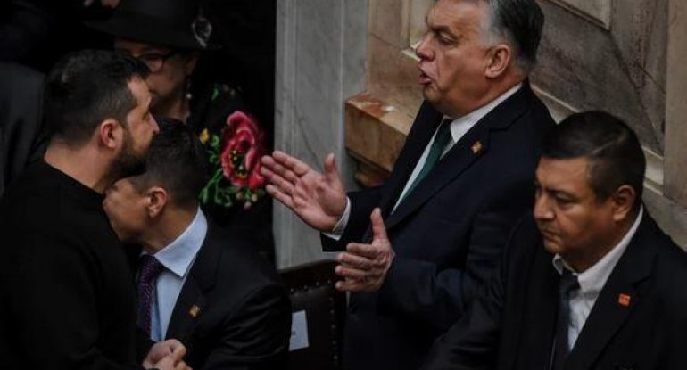 Orban Zelenskinin təklifini qəbul etdi