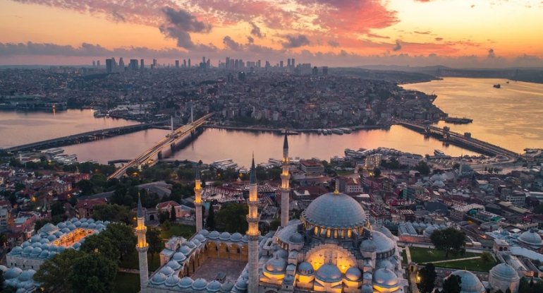 İstanbul Avropanın ikinci ən işıqlı şəhəri oldu