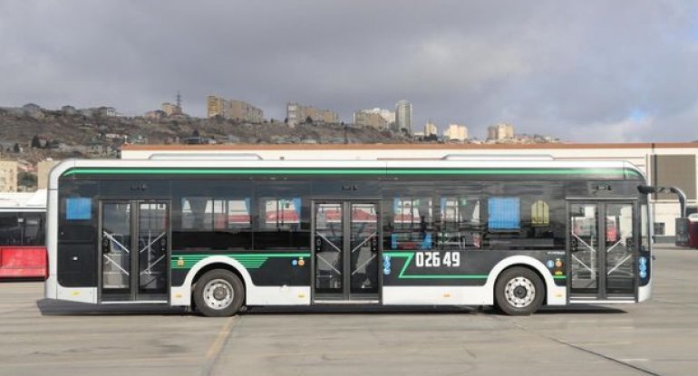 Bakıya daha bir elektrik mühərrikli avtobus gətirildi