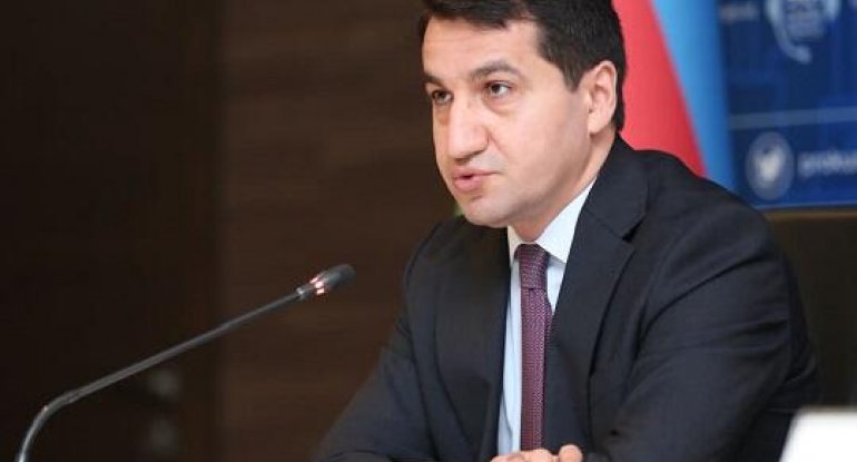 Hikmət Hacıyev: “Azərbaycan Ermənistanla sülh müqaviləsi üçün ciddi maneə görmür” - VİDEO