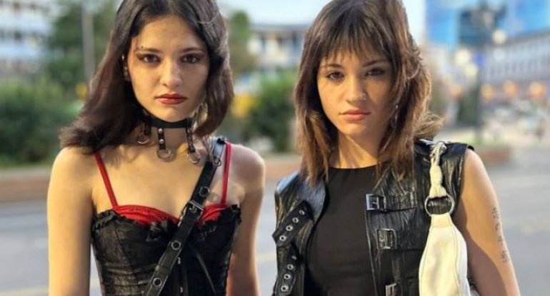 Doğuşdan sonra başqa ailələrə satılan əkizlər bir-birini TikTok-da tapdı