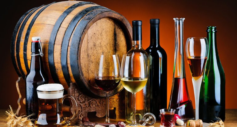 Azərbaycanın alkoqollu və alkoqolsuz içki idxalı rekord səviyyəyə çatdı - CƏDVƏL
