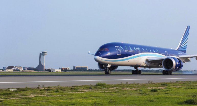 AZAL aviasiya trenajorunu 4 milyona satışa çıxardı