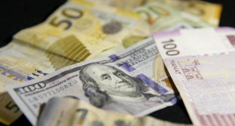 Bağlanan bankda pulu qalanlara müraciət edildi