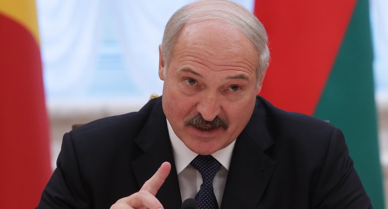 Lukaşenko xalqına çağırış etdi: Müharibəyə hazır olmalıyıq
