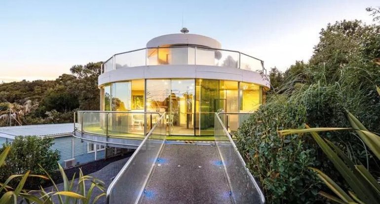 1 milyon manata 360 dərəcə fırlanan ev satılır
